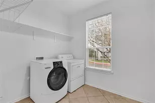 2606 Kinney Oaks Ct, Austin, TX 78704 - Photo 14