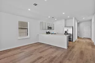 125 Hatari Trl, Jarrell, TX 76537 - Photo 8