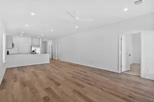 125 Hatari Trl, Jarrell, TX 76537 - Photo 6