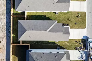 125 Hatari Trl, Jarrell, TX 76537 - Photo 32