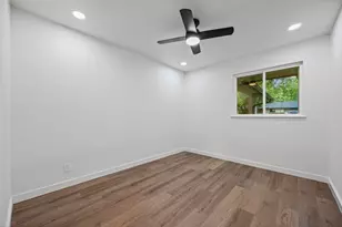 9219 Hunters Trace E, Austin, TX 78758 - Photo 16