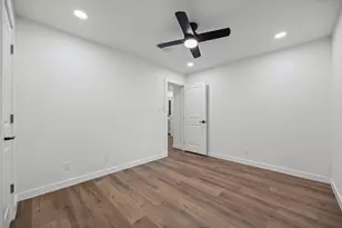 9219 Hunters Trace E, Austin, TX 78758 - Photo 18