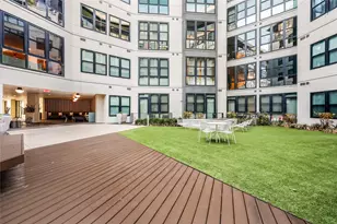 800 Embassy Dr, Austin, TX 78702 - Photo 22