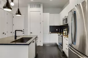 800 Embassy Dr, Austin, TX 78702 - Photo 12