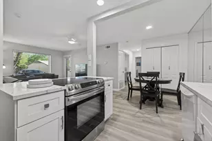 8210 Bent Tree Rd, Austin, TX 78759 - Photo 20