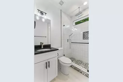 1130 Spur Street #A, Austin, TX 78721 - Photo 20
