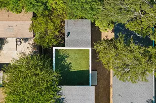 1130 Spur St, Austin, TX 78721 - Photo 28