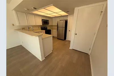 7924 Ridgeline N N, Austin, TX 78731 - Photo 2