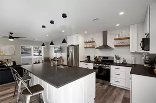 2613 Carnarvon Ln, Austin, TX 78704 - Photo 1