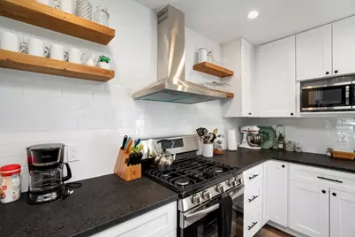 2613 Carnarvon Lane, Austin, TX 78704 - Photo 8