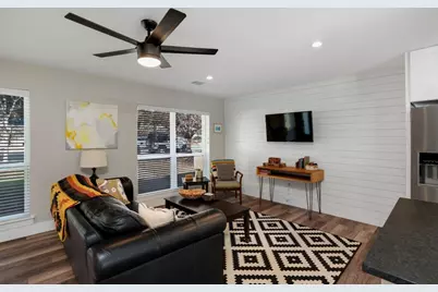 2613 Carnarvon Lane, Austin, TX 78704 - Photo 4