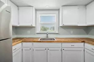 248 Post Oak Ln, Rockport, TX 78382 - Photo 14