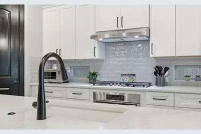 512 Choke Canyon Lane, Georgetown, TX 78628 - Photo 10