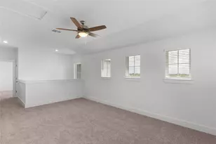 320 W Faulkner St, Liberty Hill, TX 78642 - Photo 26