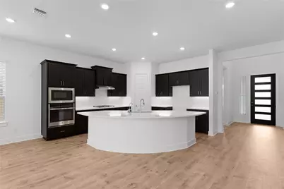 320 West Faulkner Street, Liberty Hill, TX 78642 - Photo 12