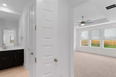 320 West Faulkner Street, Liberty Hill, TX 78642 - Photo 20