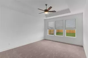 320 W Faulkner St, Liberty Hill, TX 78642 - Photo 14