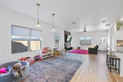 327 Andesite Trail, Buda, TX 78610 - Photo 14