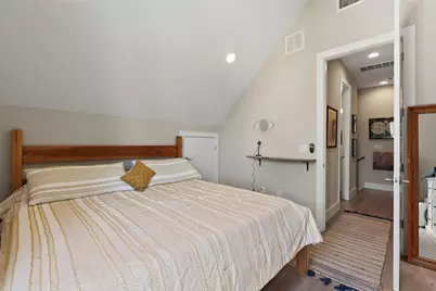 902 Calle Limon Road #B, Austin, TX 78702 - Photo 10