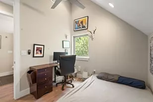 902 Calle Limon Rd, Austin, TX 78702 - Photo 10