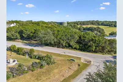 19047 Venture Drive, Point Venture, TX 78645 - Photo 12