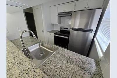202 Northcrest Circle #D, Austin, TX 78752 - Photo 6