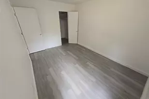 202 Northcrest Cir, Austin, TX 78752 - Photo 8