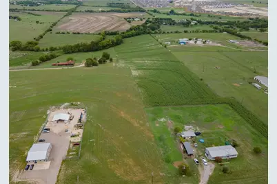 2201 County Road 311, Jarrell, TX 76537 - Photo 12