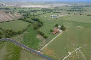 2201 County Rd 311, Jarrell, TX 76537 - Photo 6