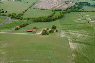 2201 County Rd 311, Jarrell, TX 76537 - Photo 10