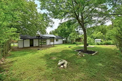 8520 Bradford Drive, Austin, TX 78758 - Photo 28