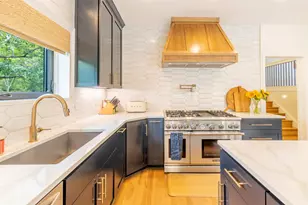 8800 Golden Rain Cove, Austin, TX 78735 - Photo 6