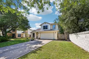 713 Johnny Bench, Round Rock, TX 78665 - Photo 2