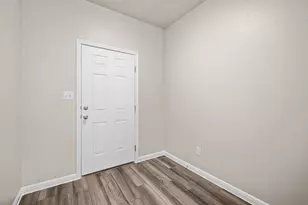 100 Waterbuck Loop, Hutto, TX 78634 - Photo 6