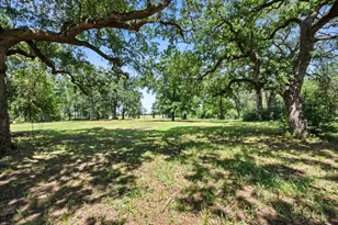1065 Private Road 7041, Elgin, TX 78621 - Photo 30