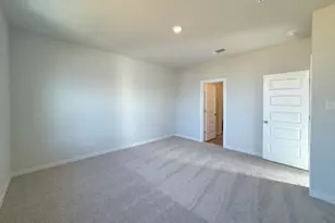225 Firefox Wy, Jarrell, TX 76537 - Photo 4