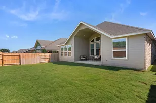209 W Faulkner St, Liberty Hill, TX 78642 - Photo 16