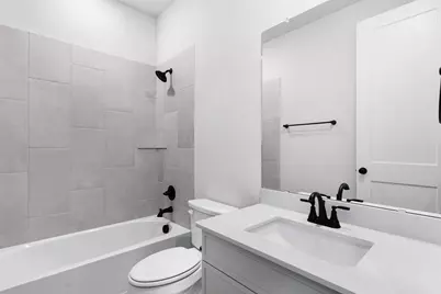 209 West Faulkner Street, Liberty Hill, TX 78642 - Photo 4