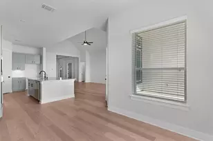 209 W Faulkner St, Liberty Hill, TX 78642 - Photo 12