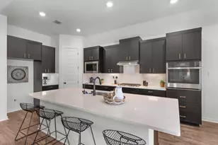 209 W Faulkner St, Liberty Hill, TX 78642 - Photo 12
