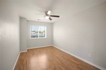 214 Lizzie Street #B, Taylor, TX 76574 - Photo 14
