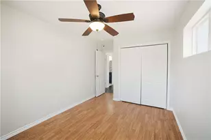 214 Lizzie St, Taylor, TX 76574 - Photo 18