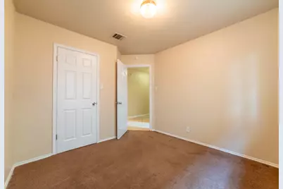 8412 Hill Rock Drive, Round Rock, TX 78681 - Photo 32