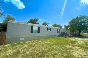 153 Tesoro Way, Del Valle, TX 78617 - Photo 4