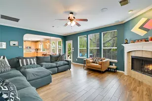 12911 Noyes Ln, Austin, TX 78732 - Photo 8