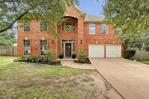 12911 Noyes Ln, Austin, TX 78732 - Photo 2