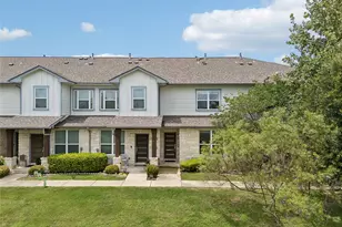 2101 Town Centre Dr, Round Rock, TX 78664 - Photo 2