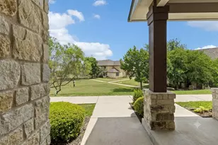 2101 Town Centre Dr, Round Rock, TX 78664 - Photo 6