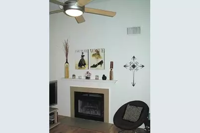 106 E 30th Street #307, Austin, TX 78705 - Photo 2