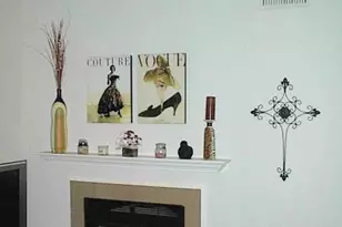 106 E 30th St, Austin, TX 78705 - Photo 2